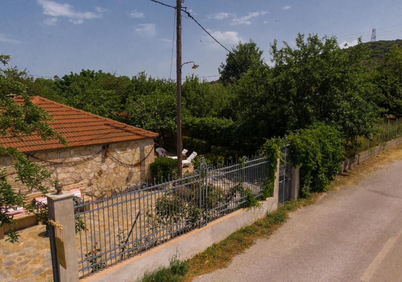Santa Cruz Country Cottage Kallithea  外观 照片