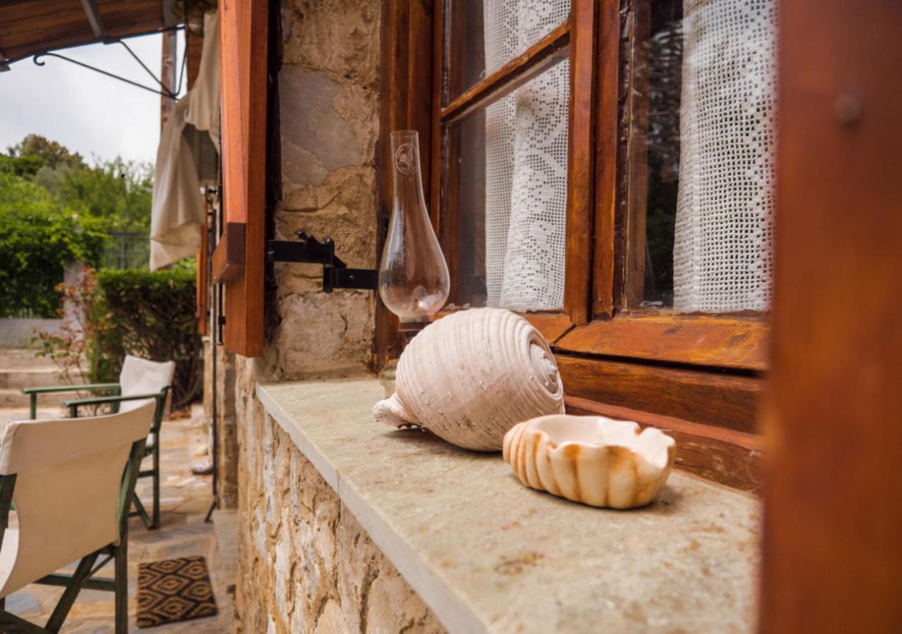 Santa Cruz Country Cottage Kallithea  外观 照片