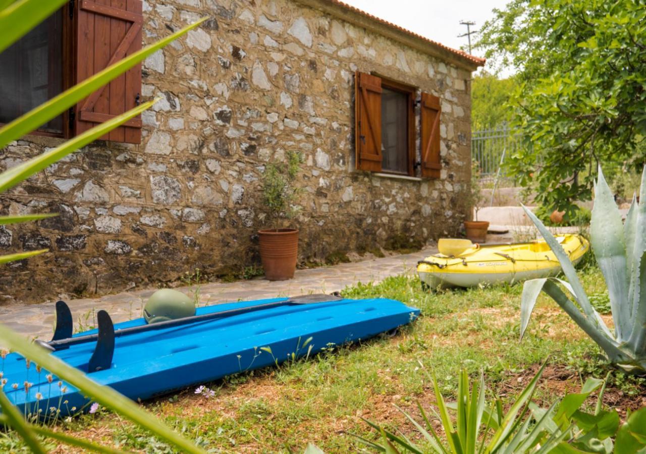 Santa Cruz Country Cottage Kallithea  外观 照片