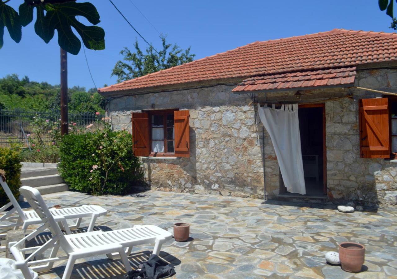 Santa Cruz Country Cottage Kallithea  外观 照片