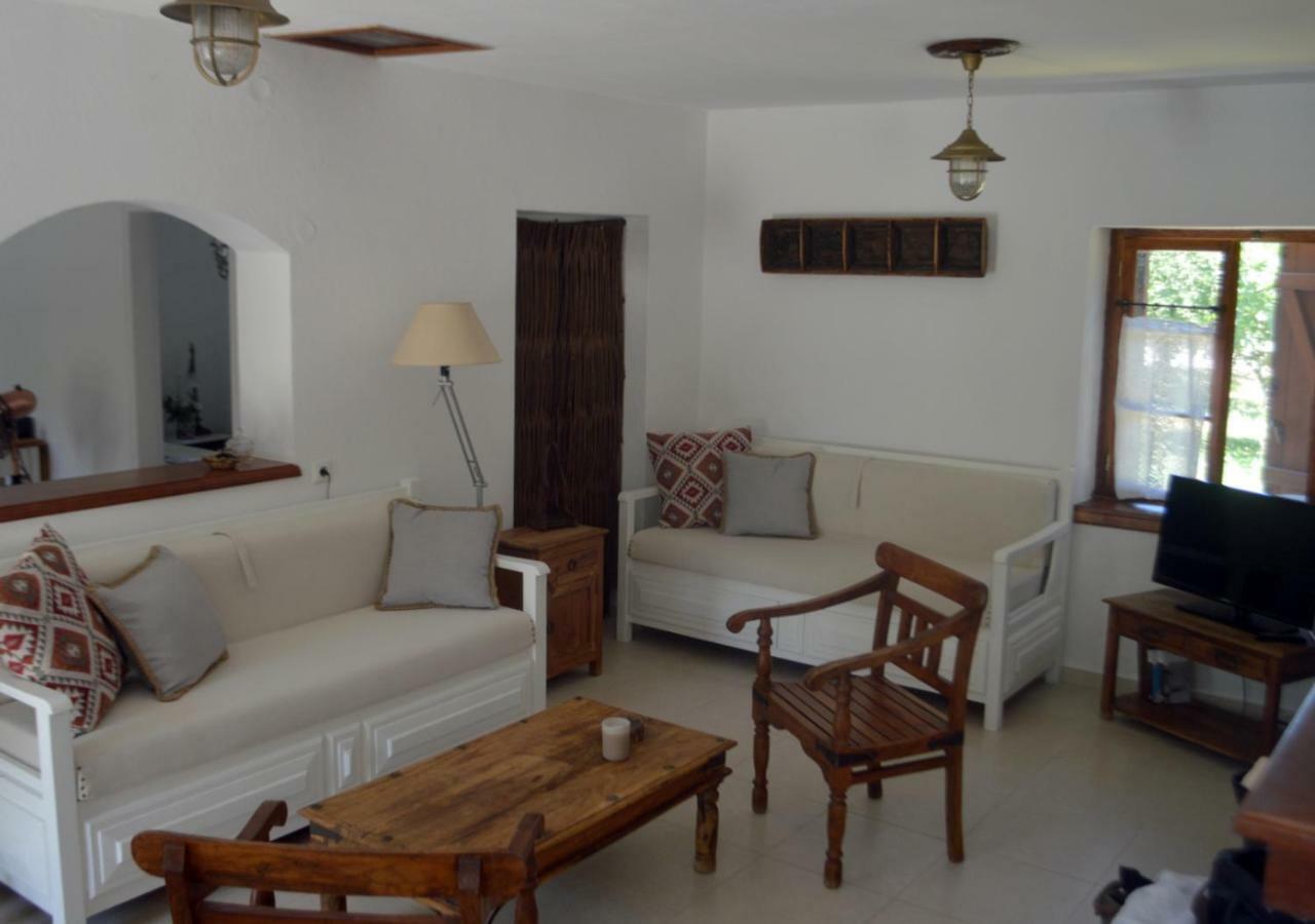 Santa Cruz Country Cottage Kallithea  外观 照片