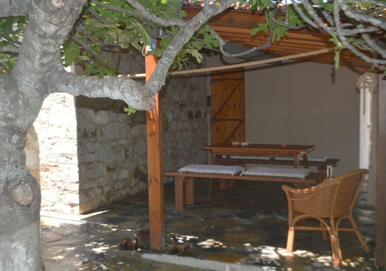 Santa Cruz Country Cottage Kallithea  外观 照片