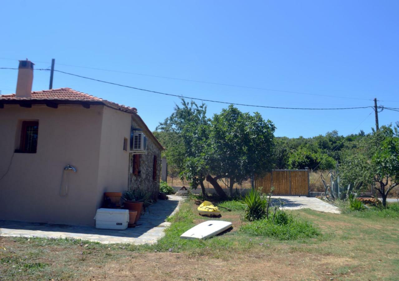 Santa Cruz Country Cottage Kallithea  外观 照片